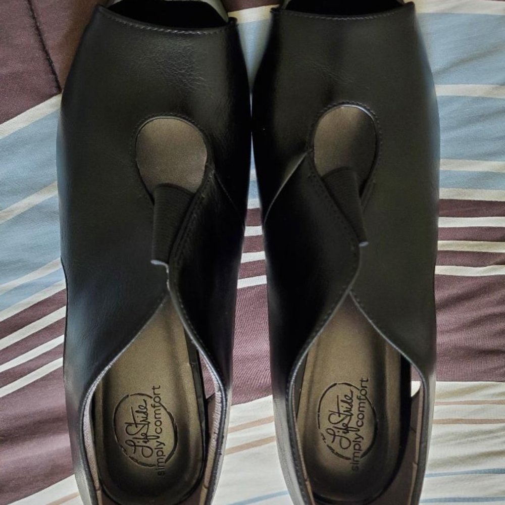 New Peep Toe Black Heels